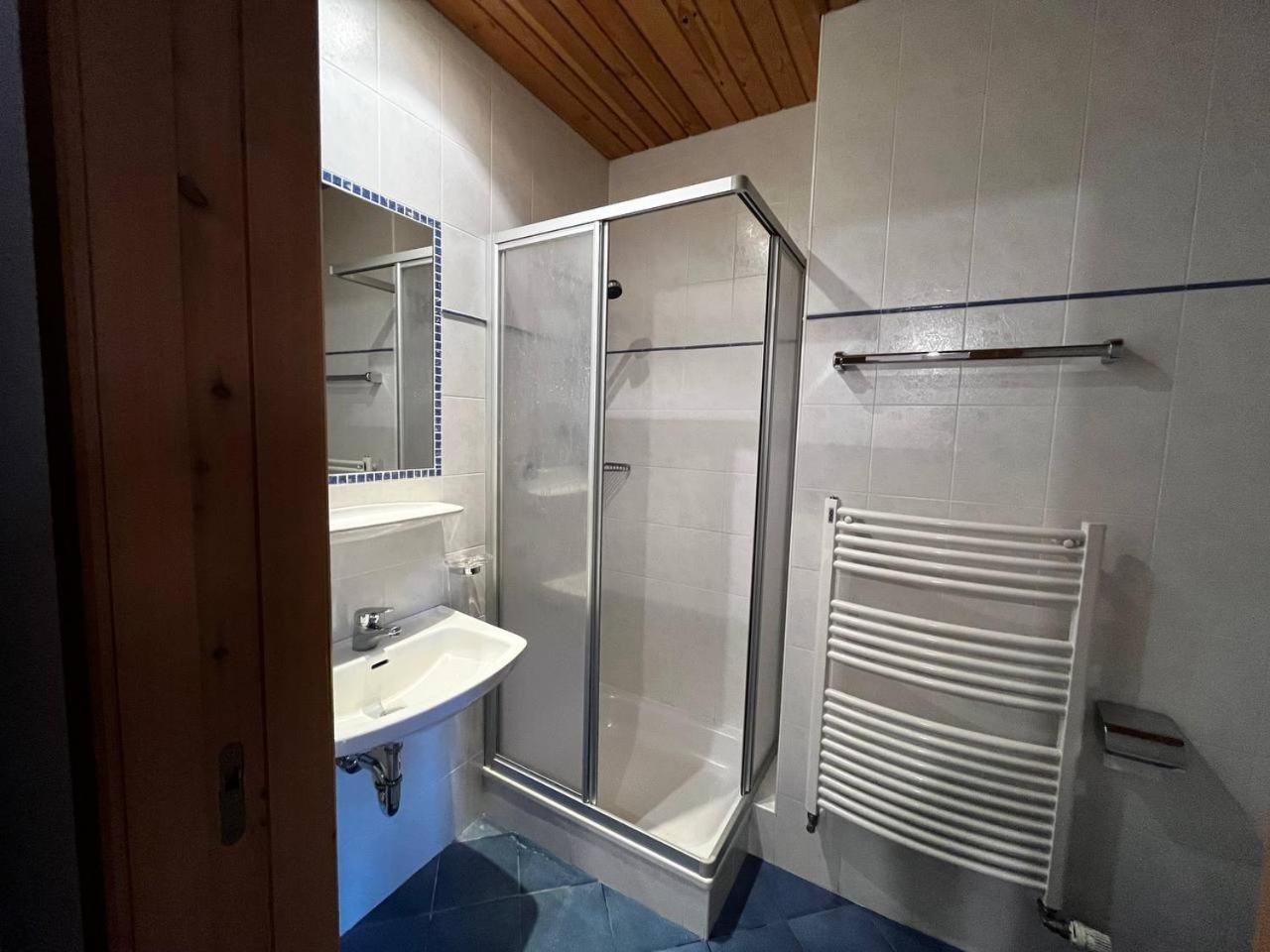 Stroblhof Toblach-Dobbiaco Bagian luar foto